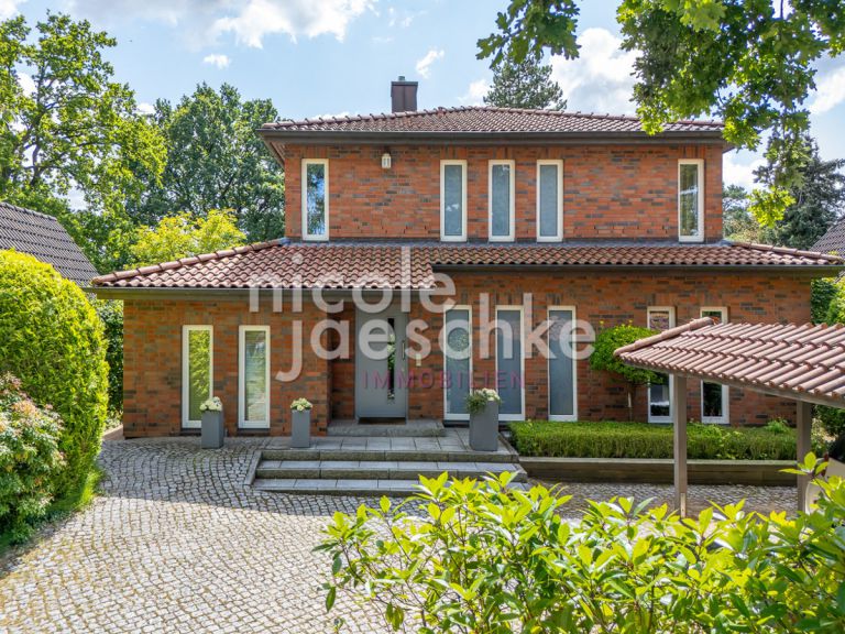 Architektenhaus auf Traumgrundstück