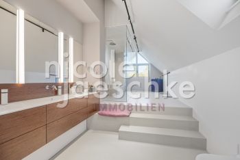 Designer- Vollbad